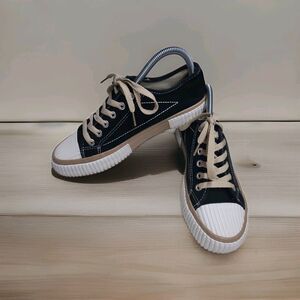 Mutuoni Fashion Shoes Black And White Size 7.5